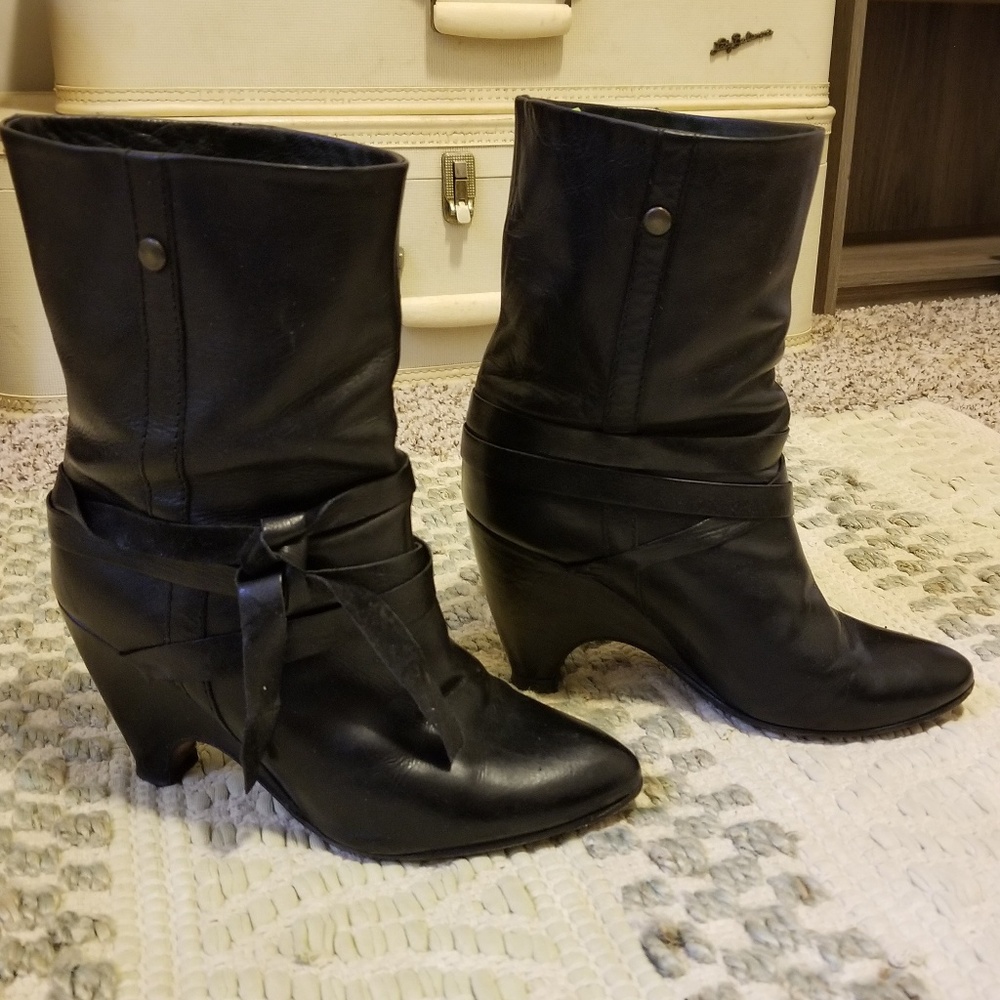 Italian leather booties with low heel